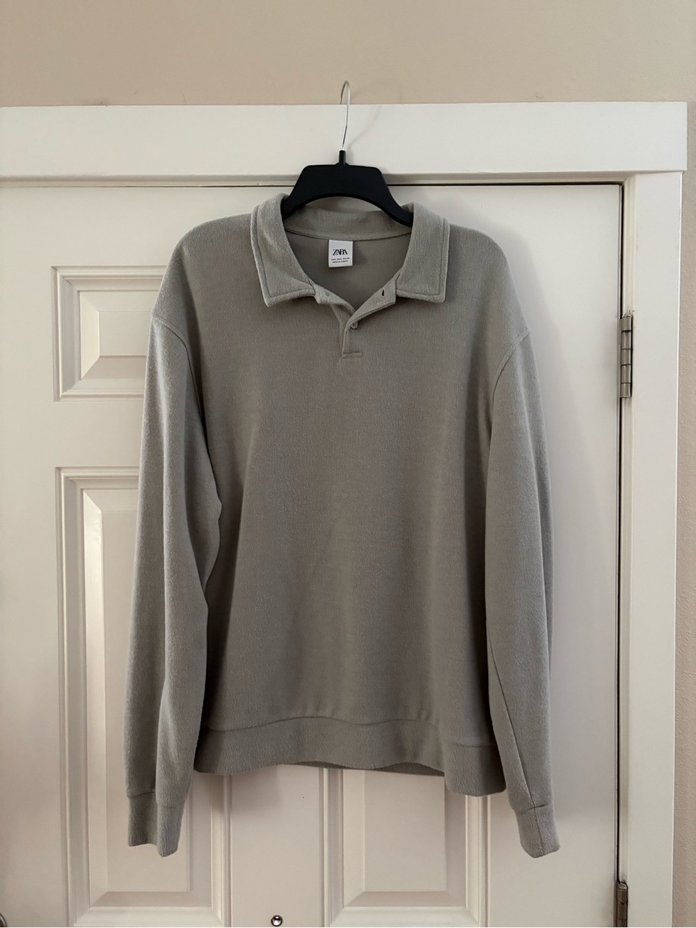 Zara Men’s Light Gray Collared Pullover Sweater